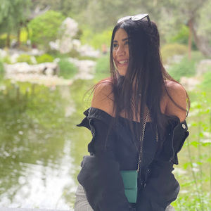 Meet your Posher, Bahaareh